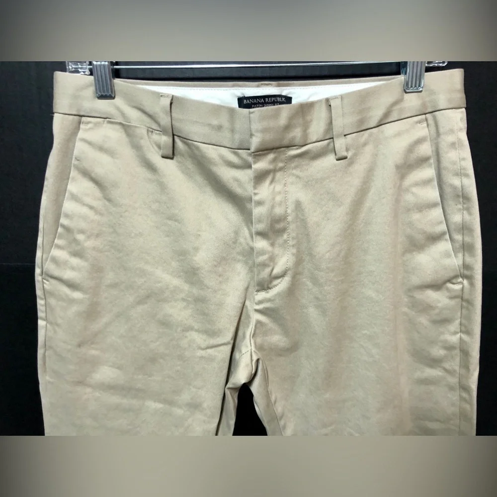 🪽Banana Republic Khaki Fulton Skinny Fit pants